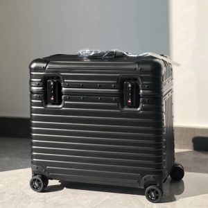 Rimowa Pilot Case Luggage In Black